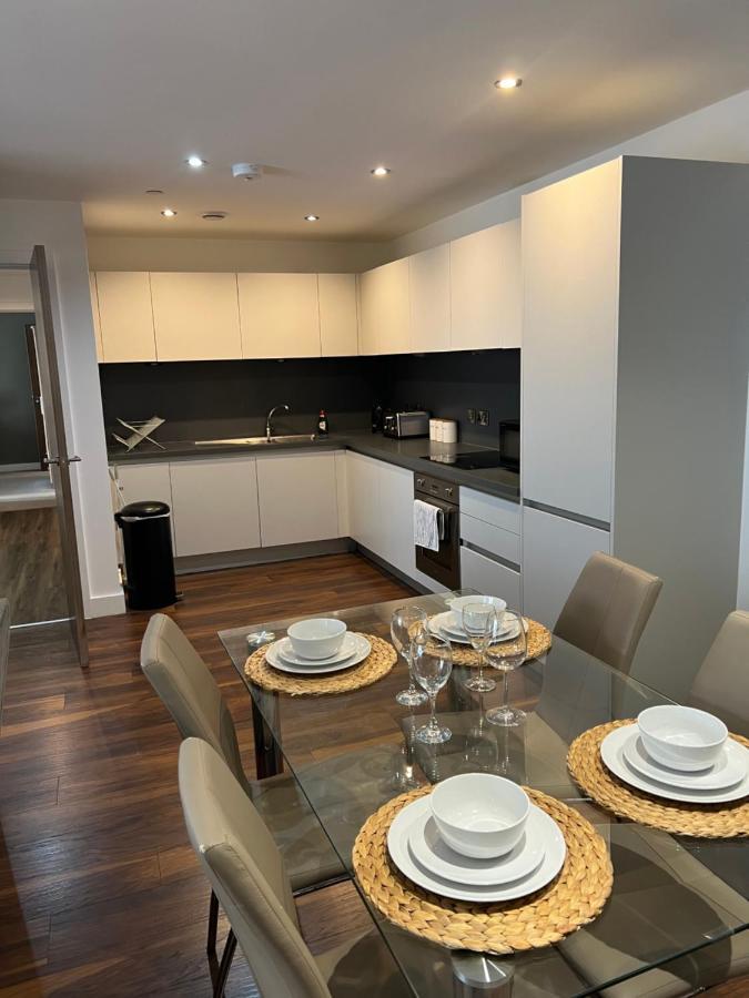 Stunning Manchester City Centre Apartment! Ideal For Small Groups Kültér fotó