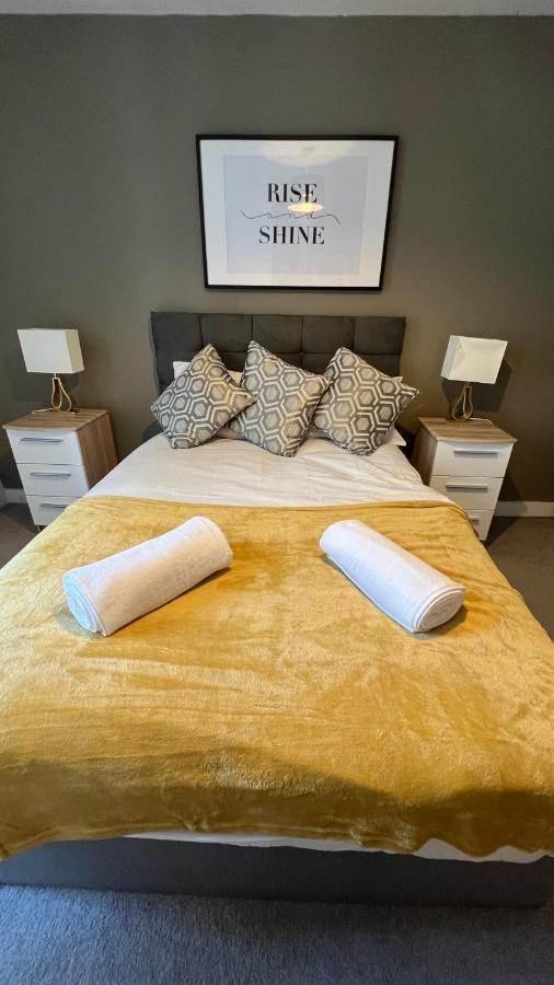 Stunning Manchester City Centre Apartment! Ideal For Small Groups Kültér fotó