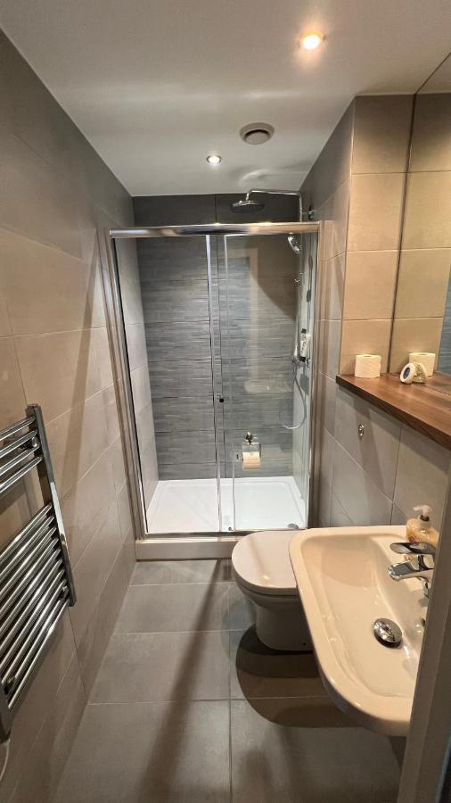 Stunning Manchester City Centre Apartment! Ideal For Small Groups Kültér fotó
